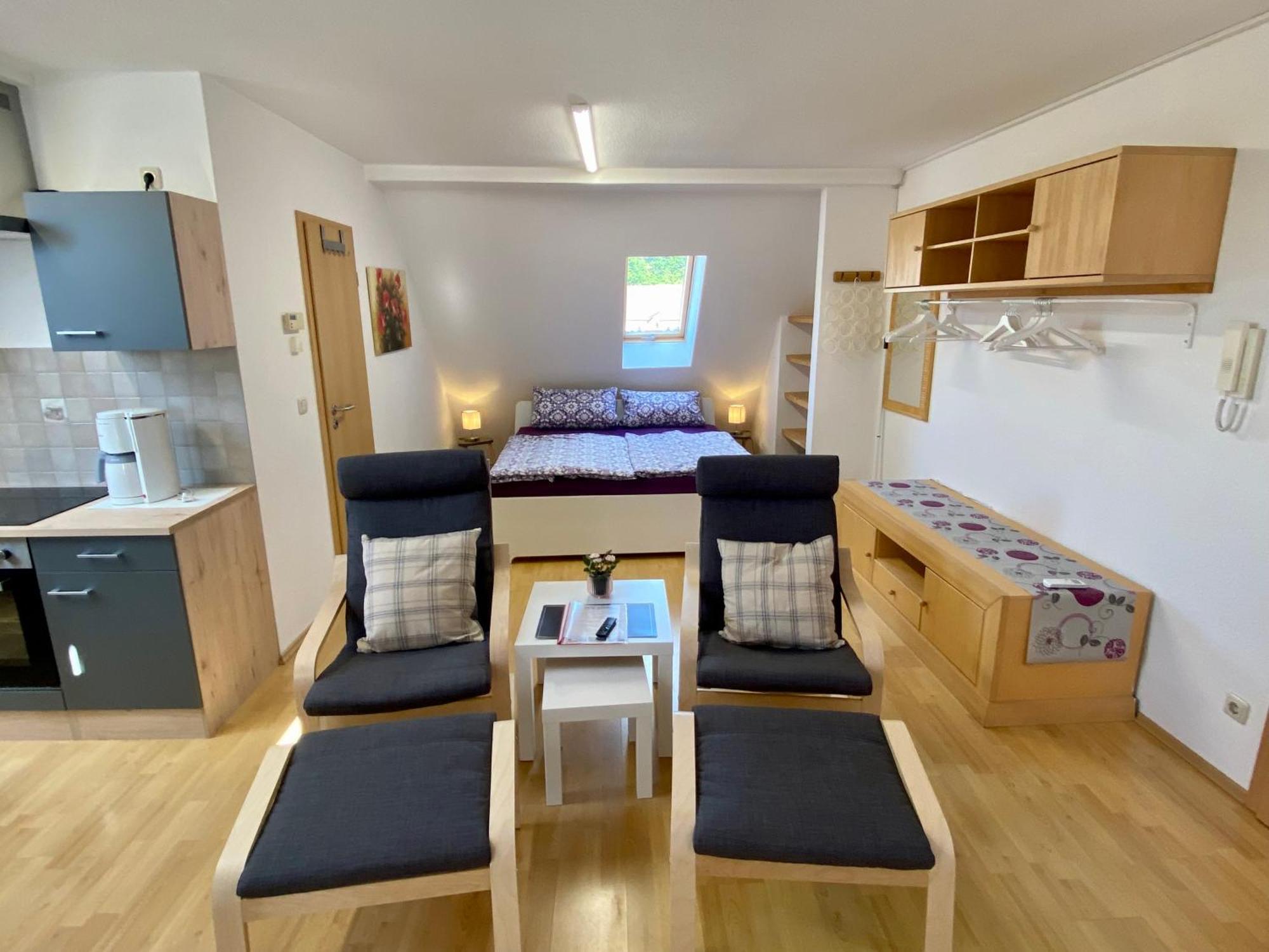 Riedel Apartment *